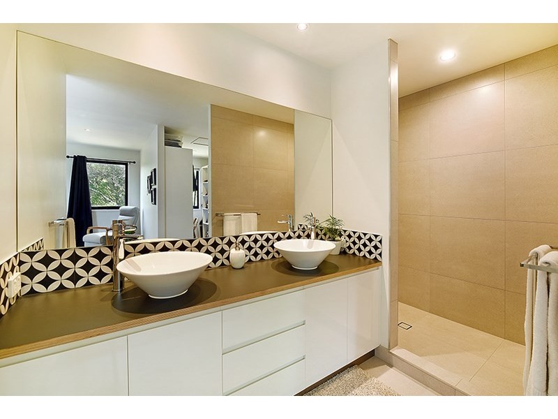2/442 Coolangatta Road, Tugun QLD 4224