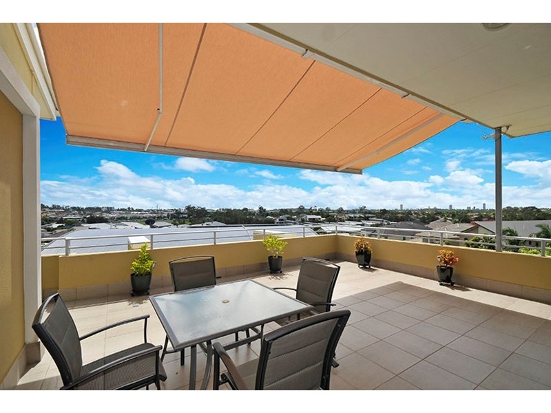 18/10 Valbonne Avenue, Varsity Lakes QLD 4227