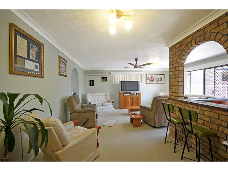 8 Ondine Court, Mermaid Waters QLD 4218