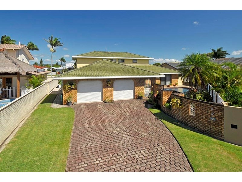 8 Ondine Court, Mermaid Waters QLD 4218