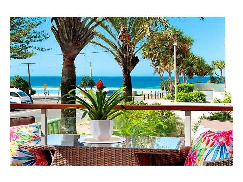 12 Tomewin Street, Currumbin QLD 4223