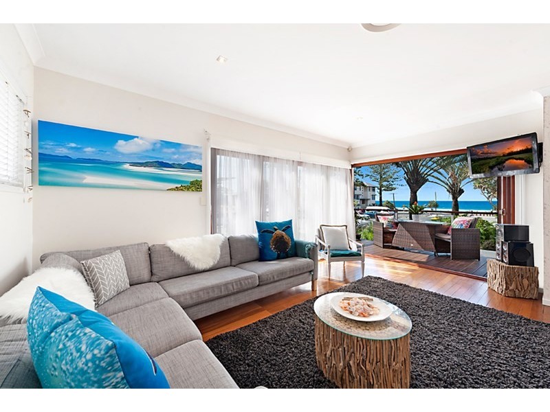 12 Tomewin Street, Currumbin QLD 4223