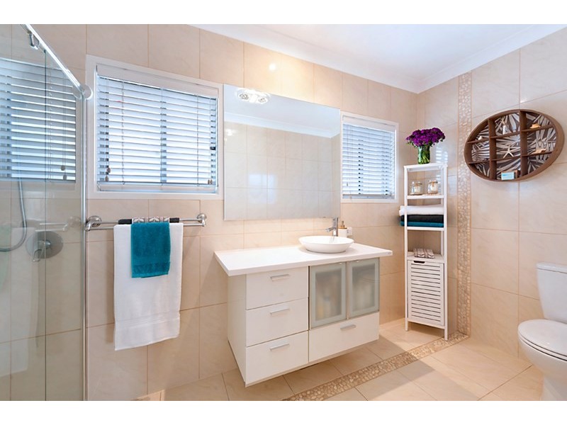 12 Tomewin Street, Currumbin QLD 4223