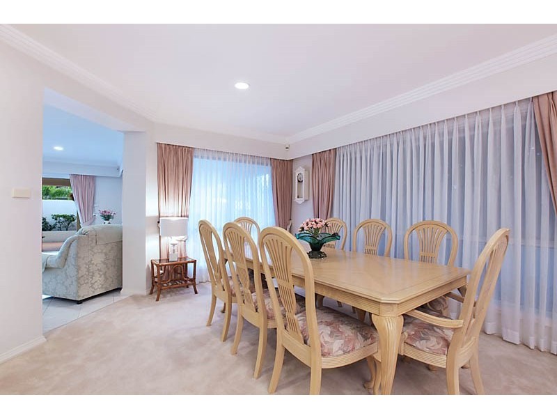 2 Key Largo, Clear Island Waters QLD 4226