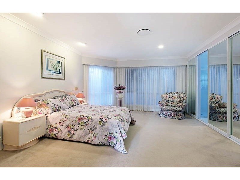 2 Key Largo, Clear Island Waters QLD 4226