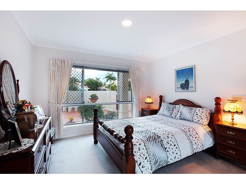 2 Key Largo, Clear Island Waters QLD 4226