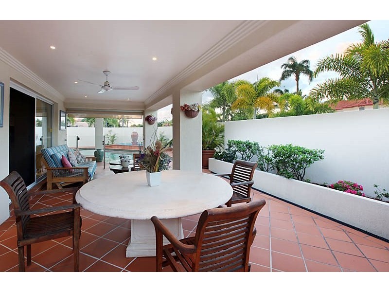 2 Key Largo, Clear Island Waters QLD 4226