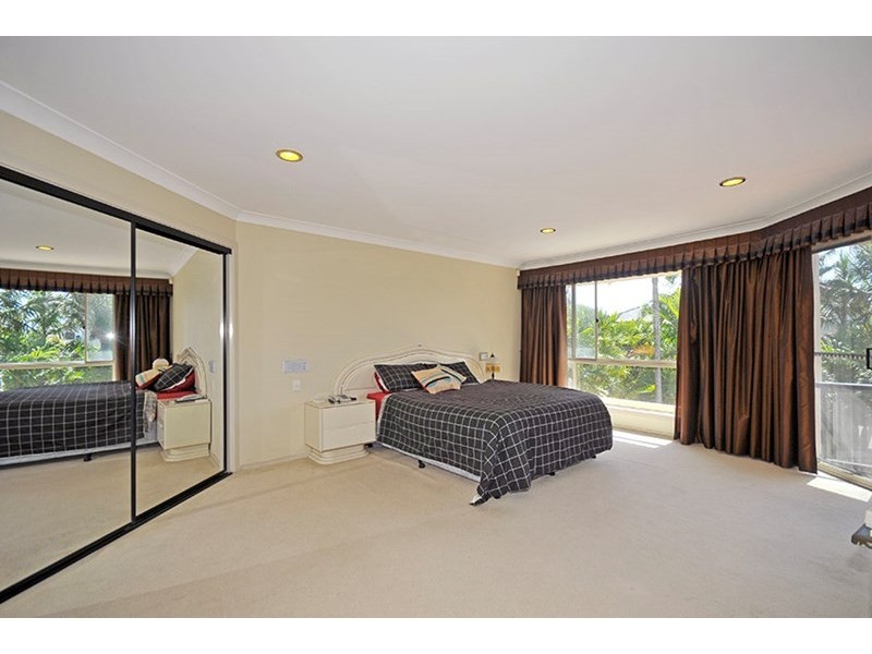 38 Beauty Point Drive, Robina QLD 4226