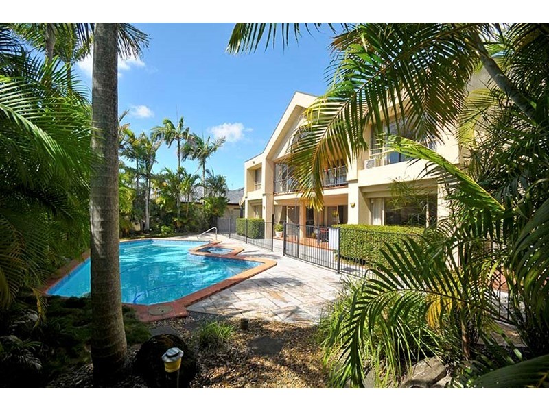 38 Beauty Point Drive, Robina QLD 4226