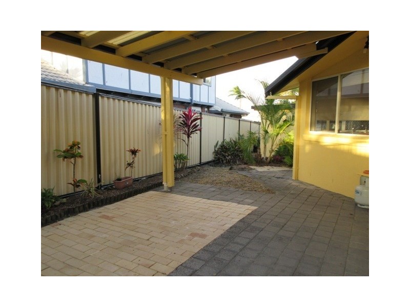 399 Oxley Drive, Runaway Bay QLD 4216