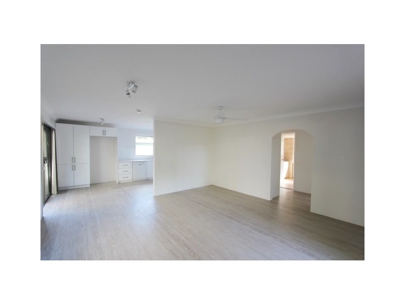 2/38 Ocean Street, Mermaid Beach QLD 4218
