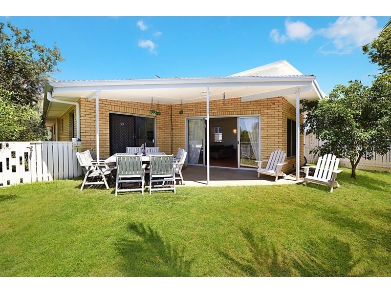 2/947 Gold Coast Highway, Palm Beach QLD 4221