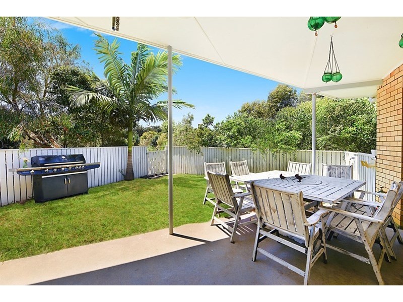 2/947 Gold Coast Highway, Palm Beach QLD 4221