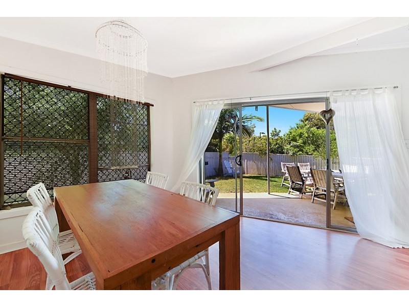 2/947 Gold Coast Highway, Palm Beach QLD 4221