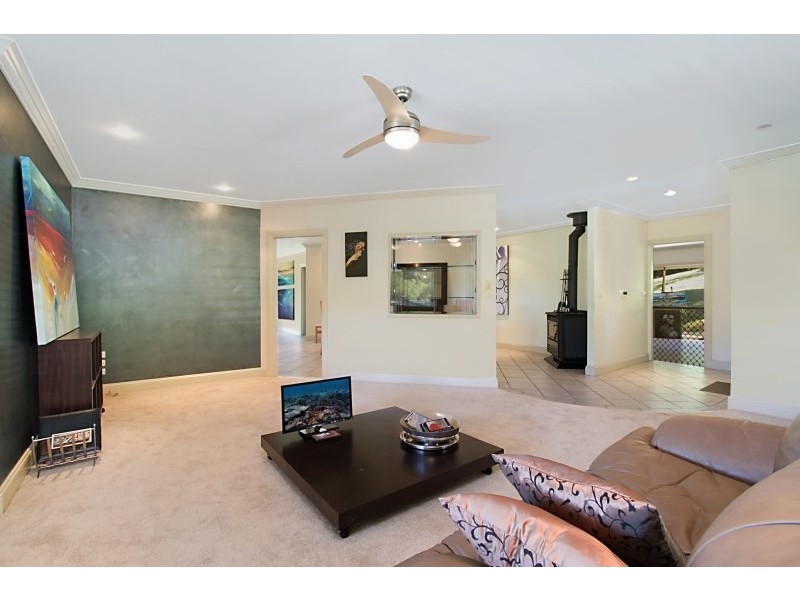 652 Tallebudgera Creek Road, Tallebudgera QLD 4228