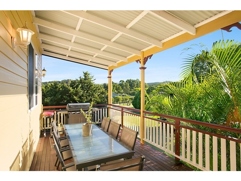 18 Dungogie Drive, Tallebudgera QLD 4228