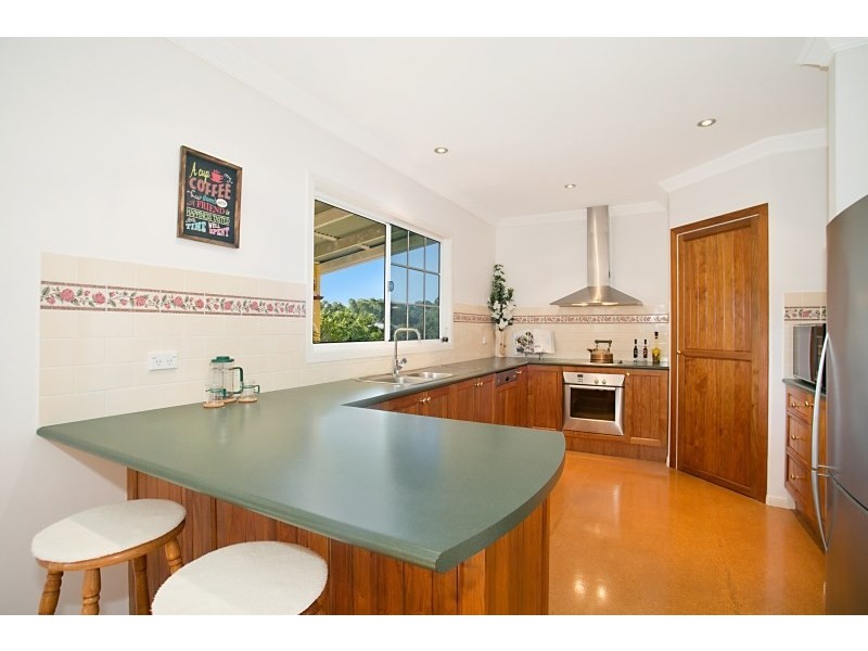 18 Dungogie Drive, Tallebudgera QLD 4228