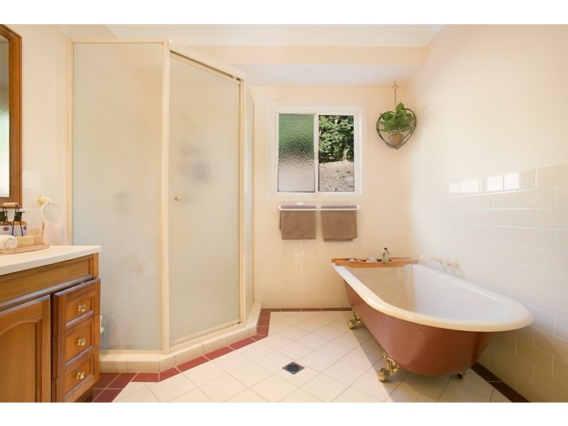 18 Dungogie Drive, Tallebudgera QLD 4228