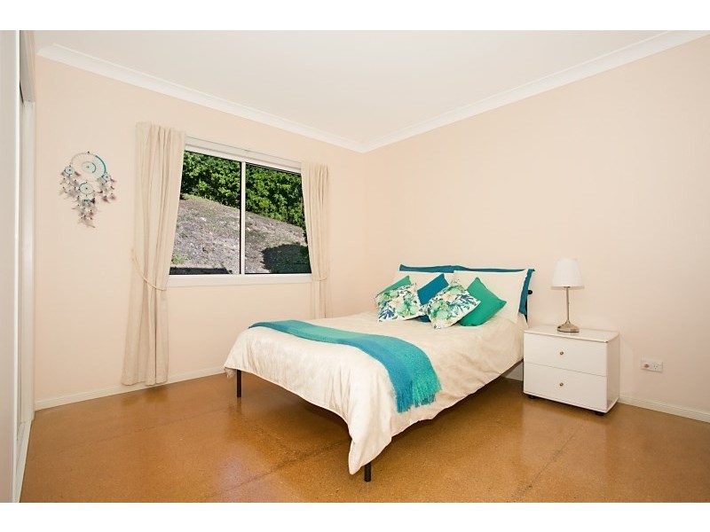 18 Dungogie Drive, Tallebudgera QLD 4228