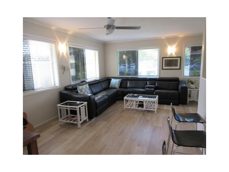 49 Mitchell Avenue, Currumbin QLD 4223