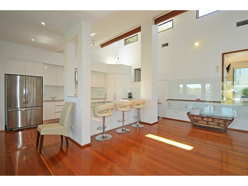 19 Grenaside Court, Robina QLD 4226