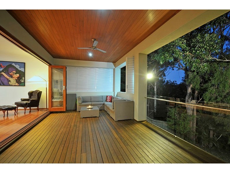 19 Grenaside Court, Robina QLD 4226