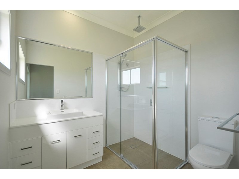 2 Apple Berry Avenue, Coomera QLD 4209