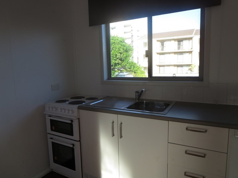 4/75 Golden Four, Bilinga QLD 4225