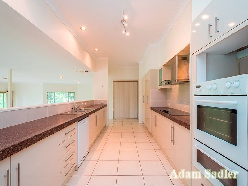 87 Glen Eagles Drive, Robina QLD 4226