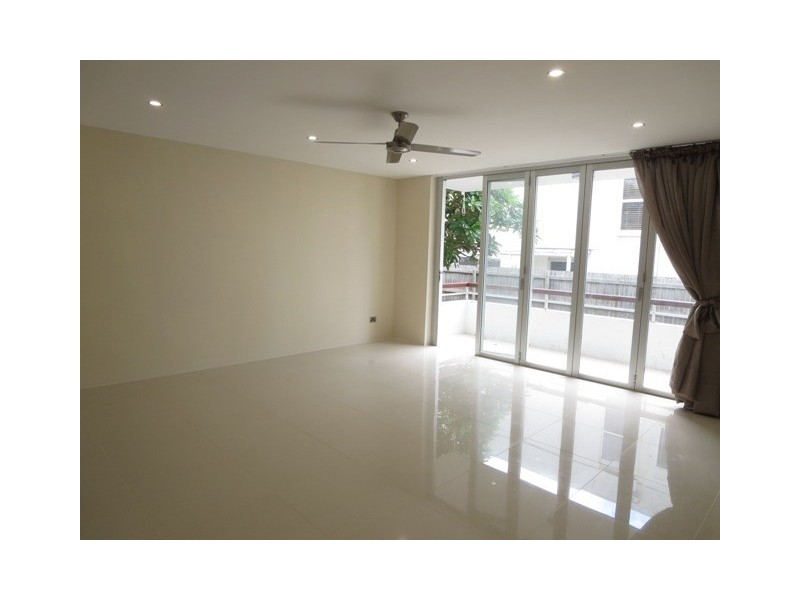 1/20 Tamborine Street, Mermaid Beach QLD 4218