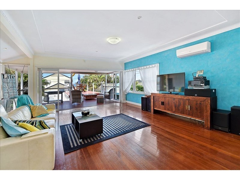 236 Jefferson Lane, Palm Beach QLD 4221