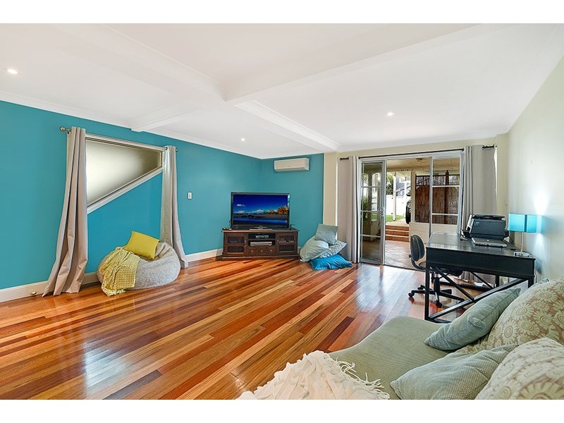 236 Jefferson Lane, Palm Beach QLD 4221