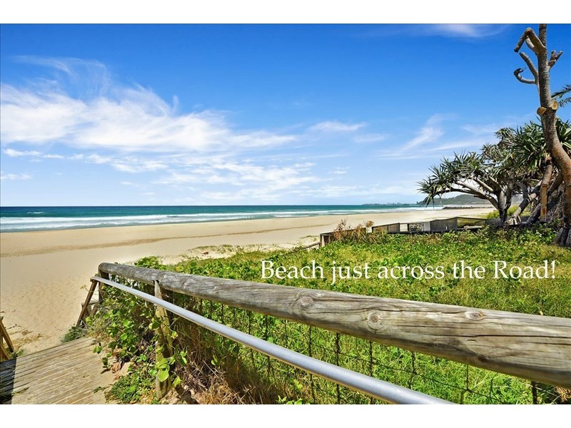 236 Jefferson Lane, Palm Beach QLD 4221