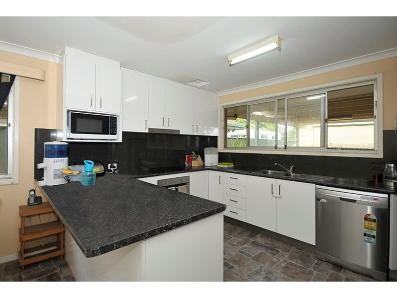 25 Denawen Street, Palm Beach QLD 4221