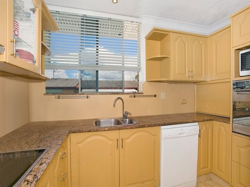 12/11 Watson Esplanade, Surfers Paradise QLD 4217