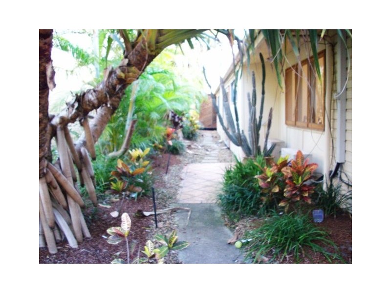 21 Arthur Street, Mermaid Beach QLD 4218