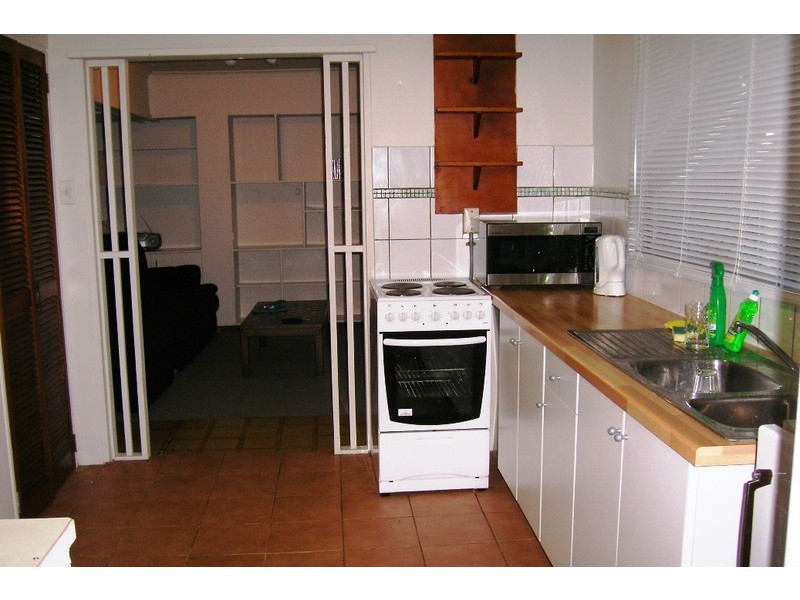 Chevron Island QLD 4217