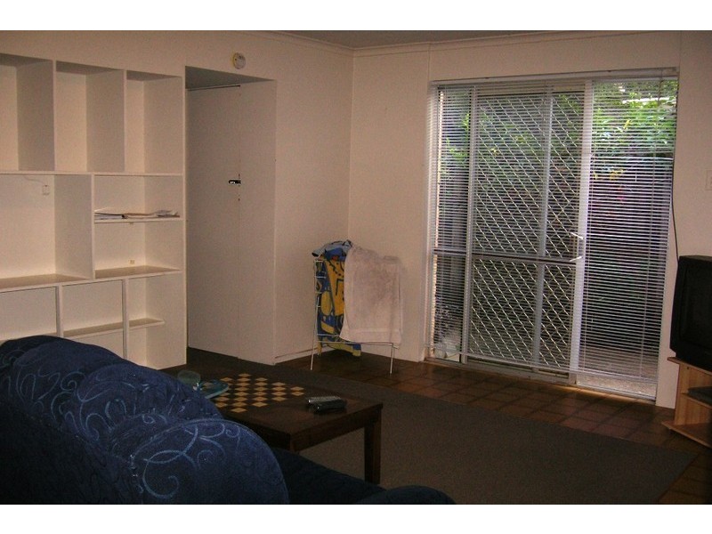 Chevron Island QLD 4217