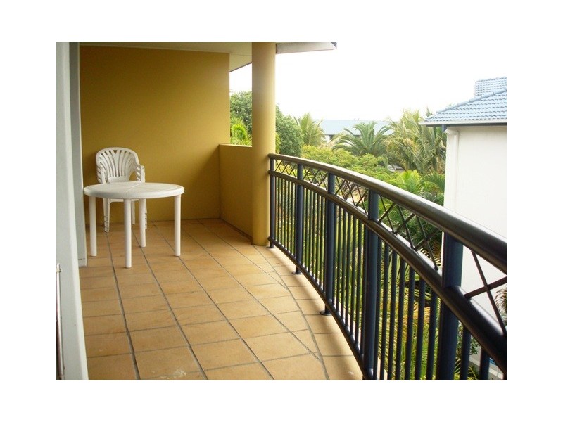 301 ‘Turtle Beach ll’, 2360 Gold Coast Highway, Mermaid Beach QLD 4218