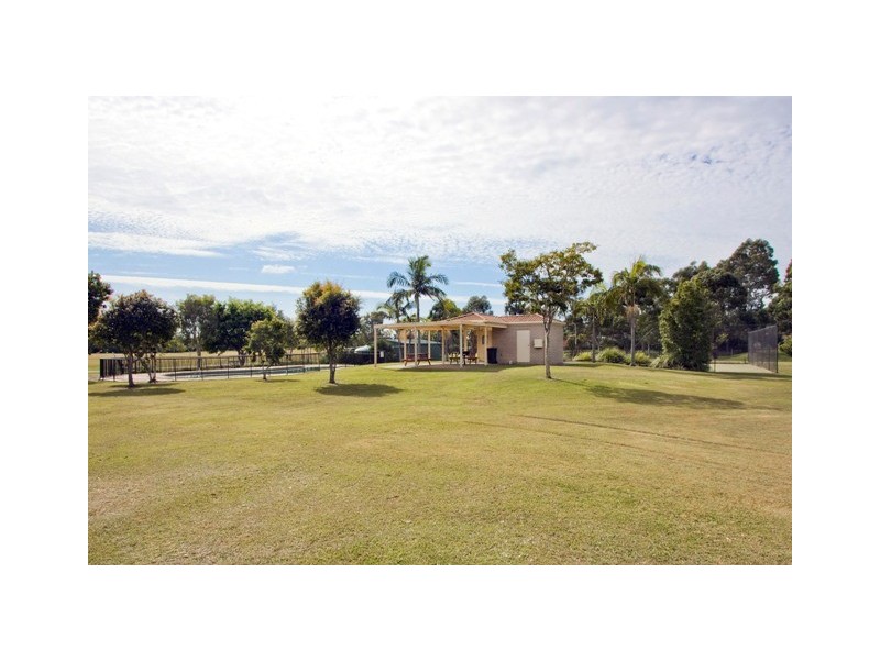 35 ‘Currawong Heights’, 5 Greenlands Drive, Varsity Lakes QLD 4227