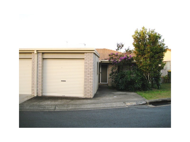 35 ‘Currawong Heights’, 5 Greenlands Drive, Varsity Lakes QLD 4227