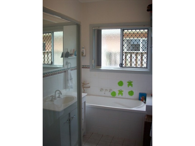 Varsity Lakes QLD 4227