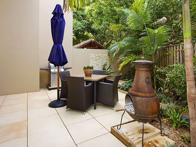 2 “Messines”, 56 Messines Crescent, Miami QLD 4220