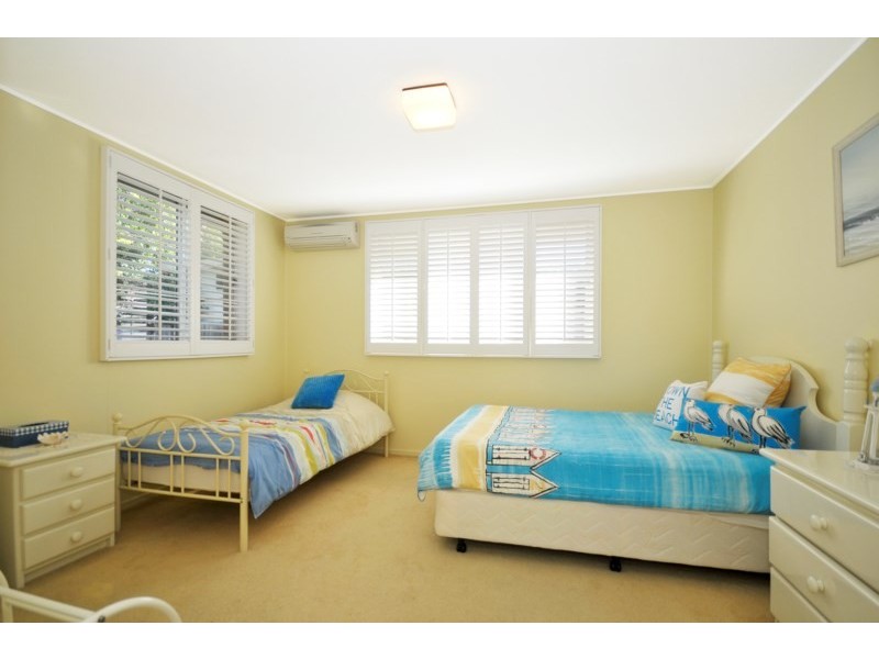 32 Francis Street, Mermaid Beach QLD 4218