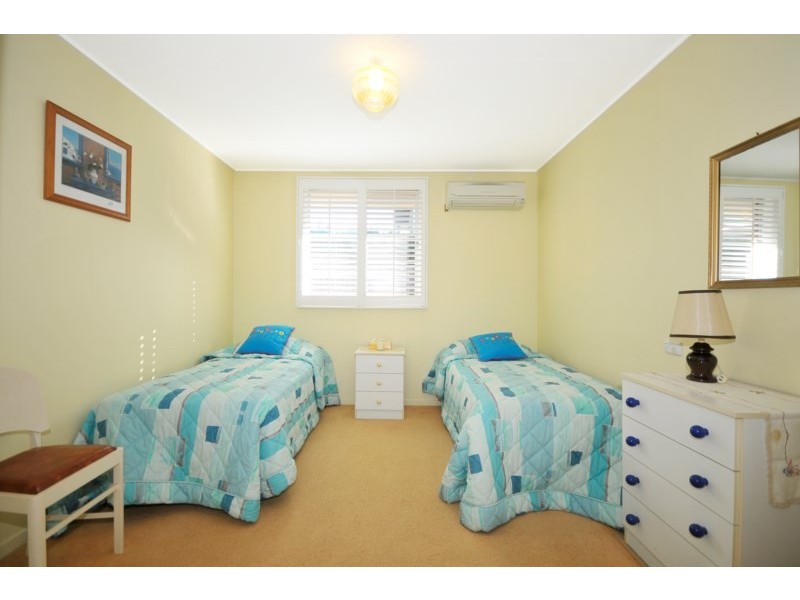 32 Francis Street, Mermaid Beach QLD 4218