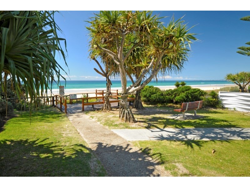 32 Francis Street, Mermaid Beach QLD 4218