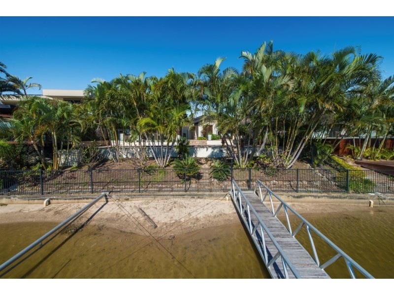 25 Boomerang Crescent, Sorrento QLD 4217