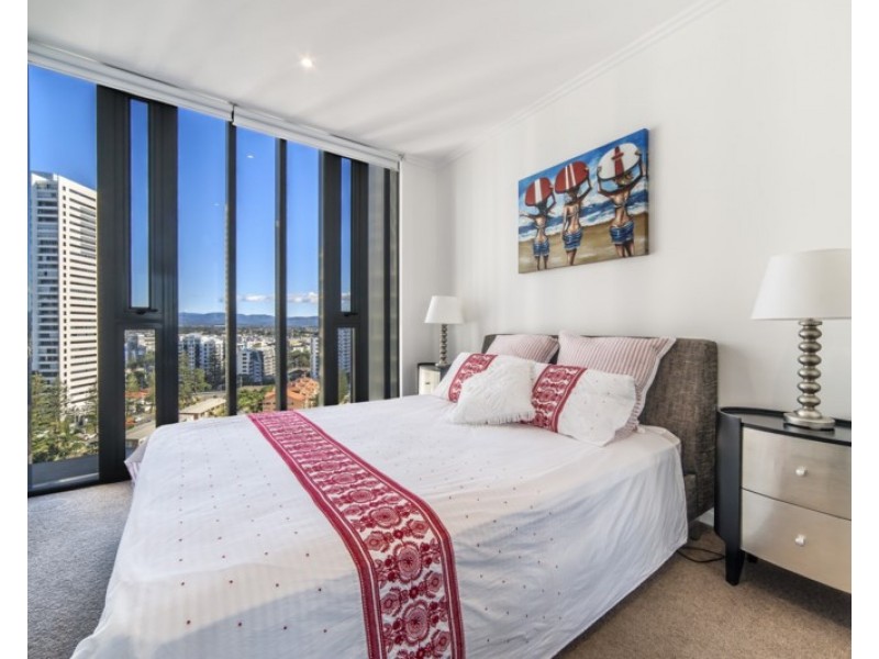 34/173 Old Burleigh Road, Broadbeach QLD 4218