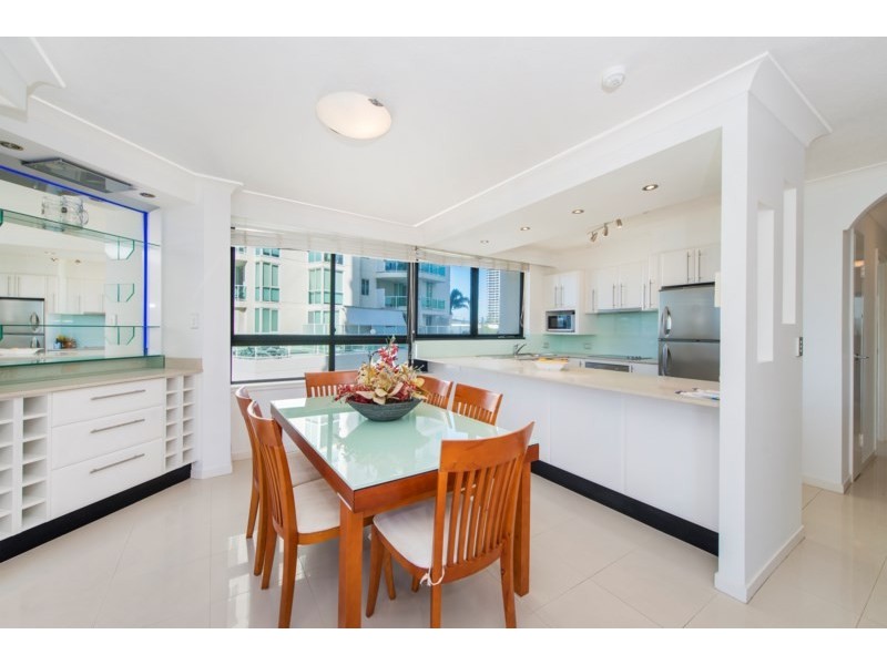 7/3576 Main Beach Parade, Main Beach QLD 4217