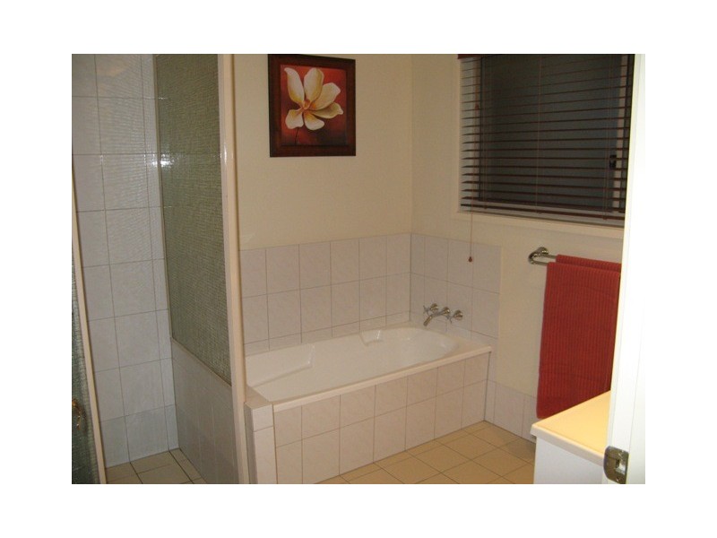 Varsity Lakes QLD 4227